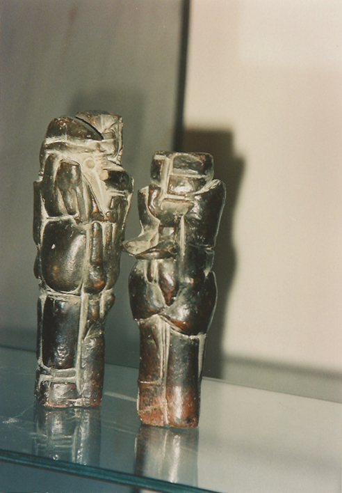 Klaus Mueller-Klug, Bren, 2 Bronzen (Unikat), 19 x 5 x 7 cm und 17 x 5 x 7 cm