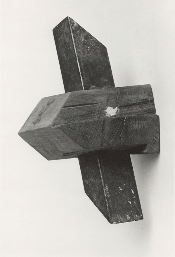 Georg Seibert, Haus des Ikarus, 1996, Holz und Stahl, 17 x 28 x 12 cm